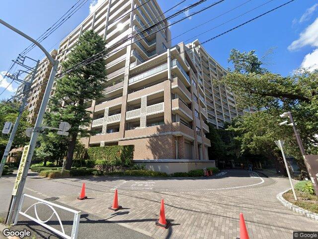 東京都世田谷区深沢2‐1の中古マンションの現地外観写真