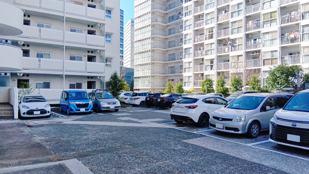 東京都品川区北品川5-8-15の中古マンションの駐車場